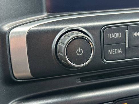 Used 2018 GMC Sierra 2500 SLT image 31