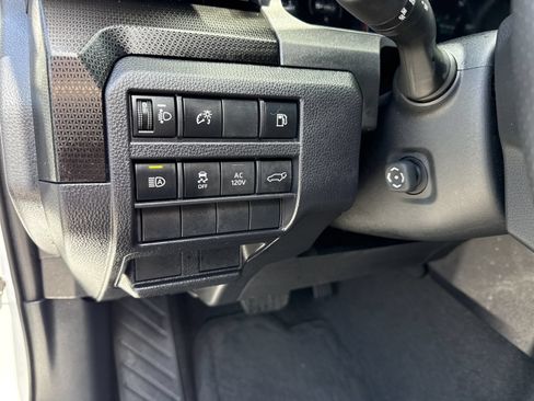 Used 2026 Toyota 4Runner Limited AWD/4WD image 17