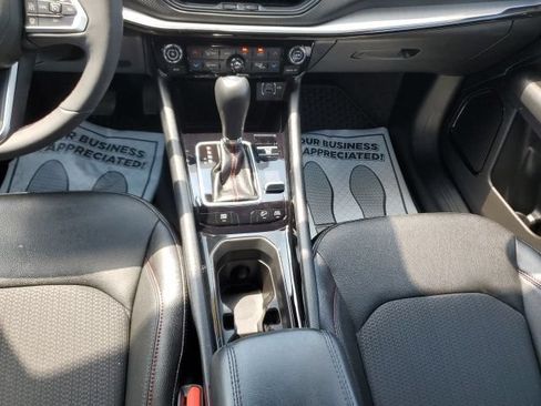 Used 2023 Jeep Compass Trailhawk w/ Trailhawk Convenience Group AWD/4WD image 21