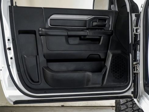 Used 2022 RAM 2500 Tradesman image 25