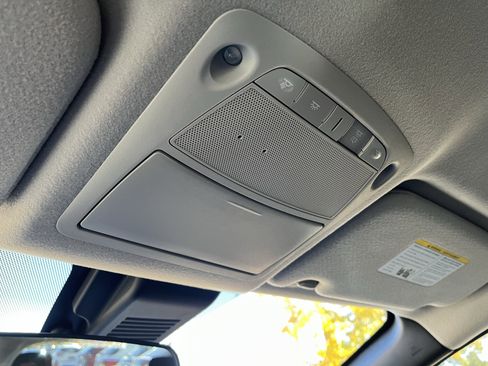 Certified 2023 Nissan Leaf S image 22