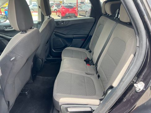 Used 2022 Ford Escape SE FWD image 22
