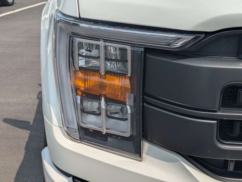 Used 2023 Ford F150 Lariat AWD/4WD image 14