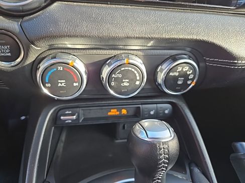 Used 2024 MAZDA MX-5 Miata RF Grand Touring image 35