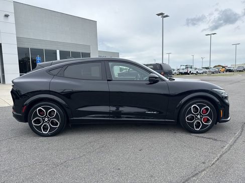 Certified 2022 Ford Mustang Mach-E GT image 2