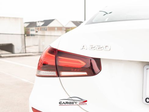 Used 2019 Mercedes-Benz A 220 w/ Premium Package image 41