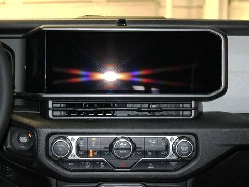 New 2026 Jeep Gladiator Sport image 13