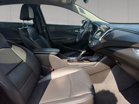 Used 2022 Chevrolet Malibu Premier image 17