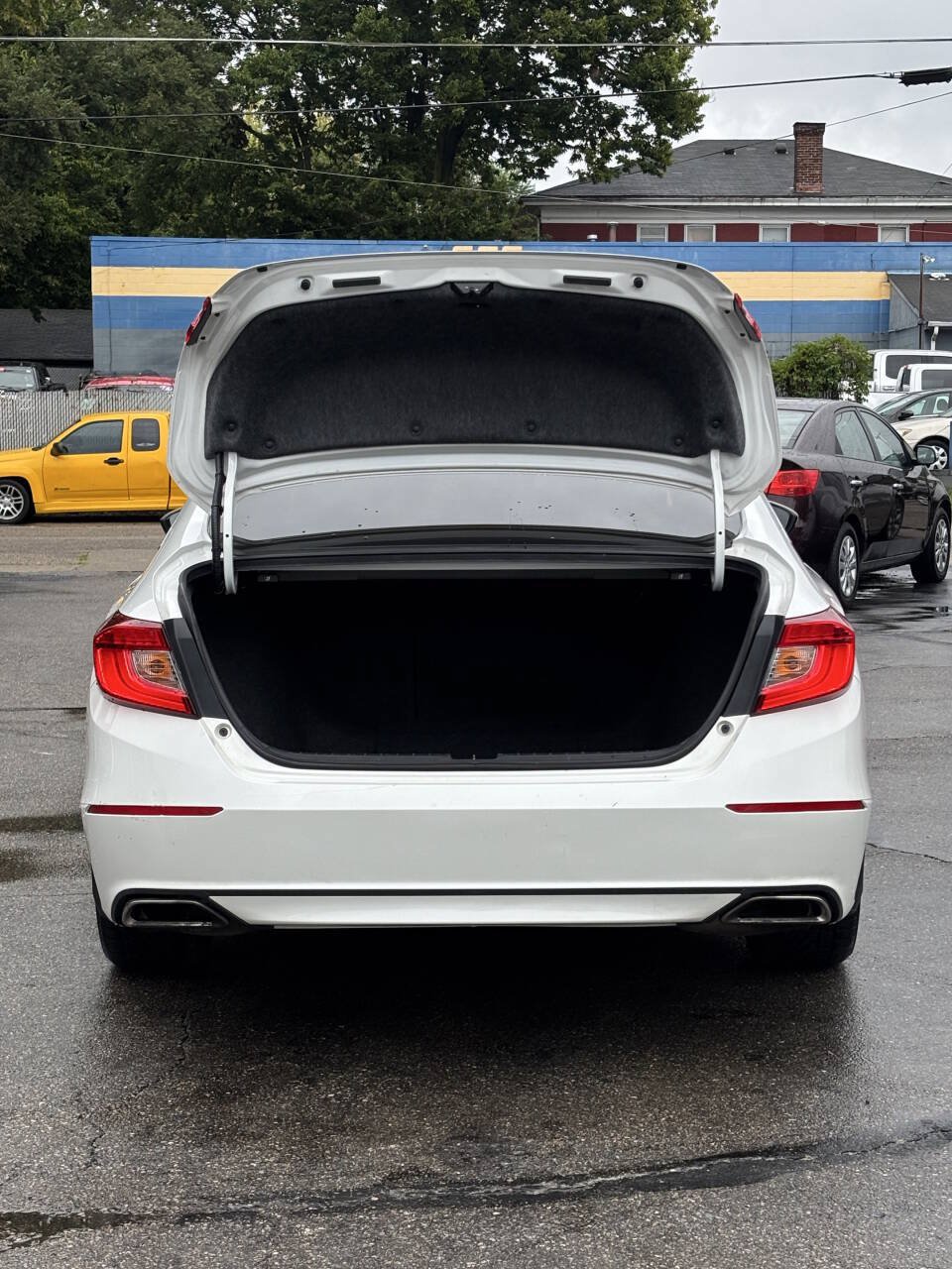 Used 2018 Honda Accord Sport image 13