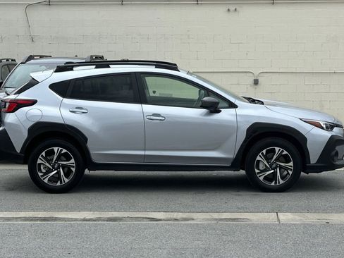 Certified 2025 Subaru Crosstrek 2.0i Premium AWD/4WD image 3