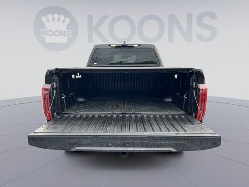 Used 2024 Toyota Tundra Limited AWD/4WD image 25