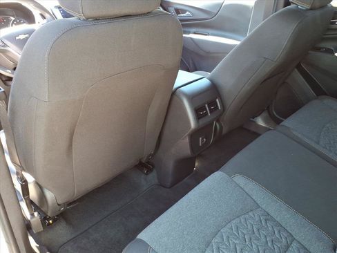Used 2023 Chevrolet Equinox LT AWD/4WD image 15