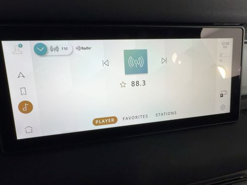 Used 2023 Land Rover Defender 110 S image 21