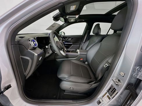 New 2026 Mercedes-Benz GLC 300 image 23
