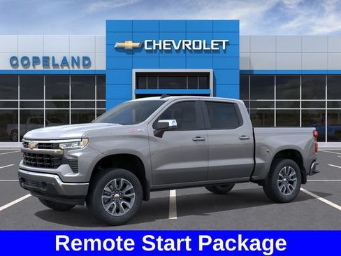 New 2026 Chevrolet Silverado 1500 LT w/ Z71 Off-Road Package AWD/4WD image 3