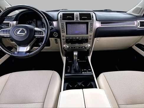 Used 2020 Lexus GX 460 Premium w/ Premium Package AWD/4WD image 16