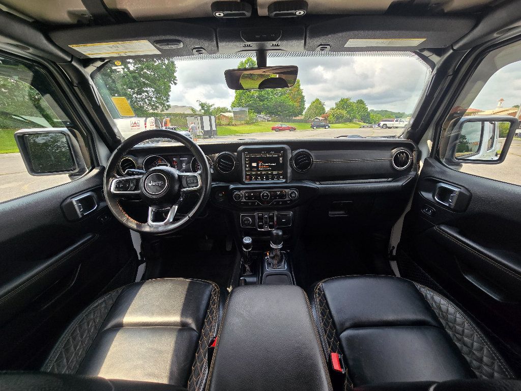 Used 2023 Jeep Wrangler Unlimited Sahara AWD/4WD image 13