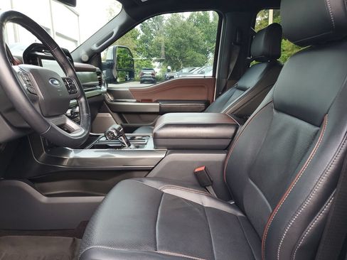 Used 2022 Ford F150 Lariat w/ Equipment Group 502A High AWD/4WD image 19