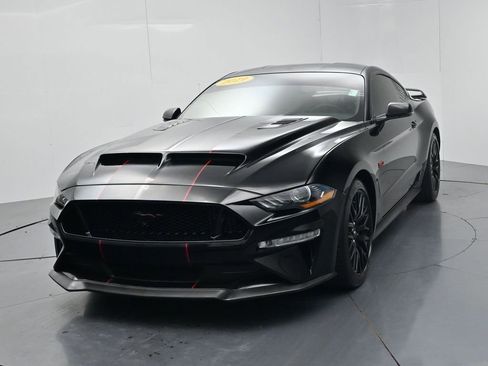 Used 2019 Ford Mustang GT Premium w/ GT Performance Package RWD image 3