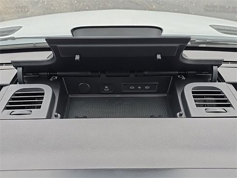 New 2025 Mercedes-Benz Sprinter 2500 image 15