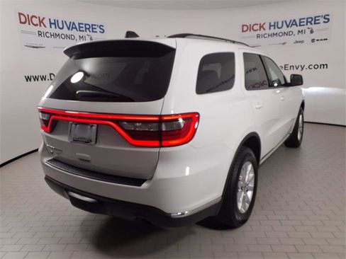 Used 2024 Dodge Durango SXT w/ Trailer Tow Group IV image 6