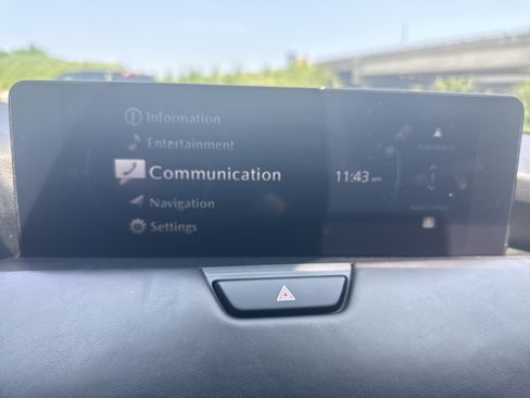 Used 2025 MAZDA CX-70 Plug-In Hybrid w/ Premium Plus AWD/4WD image 27