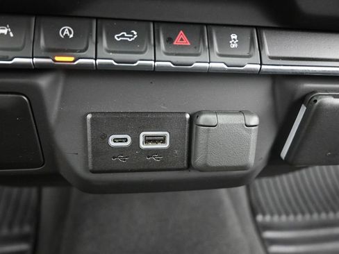 Used 2026 Chevrolet Silverado 1500 Custom w/ LPO, Dark Essentials Package AWD/4WD image 33