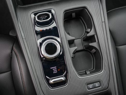 New 2026 Jeep Cherokee Limited AWD/4WD image 19