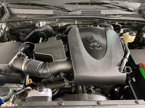 Used 2022 Toyota Tacoma SR image 23