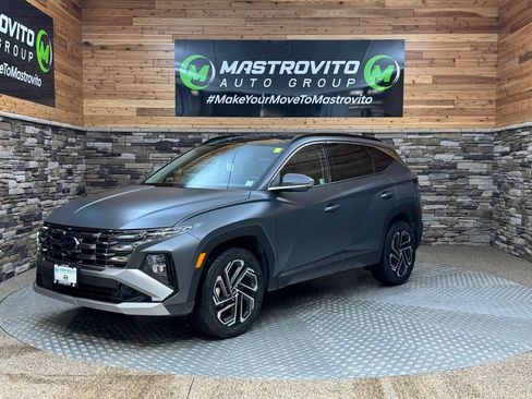 Certified 2025 Hyundai Tucson Limited AWD/4WD image 5