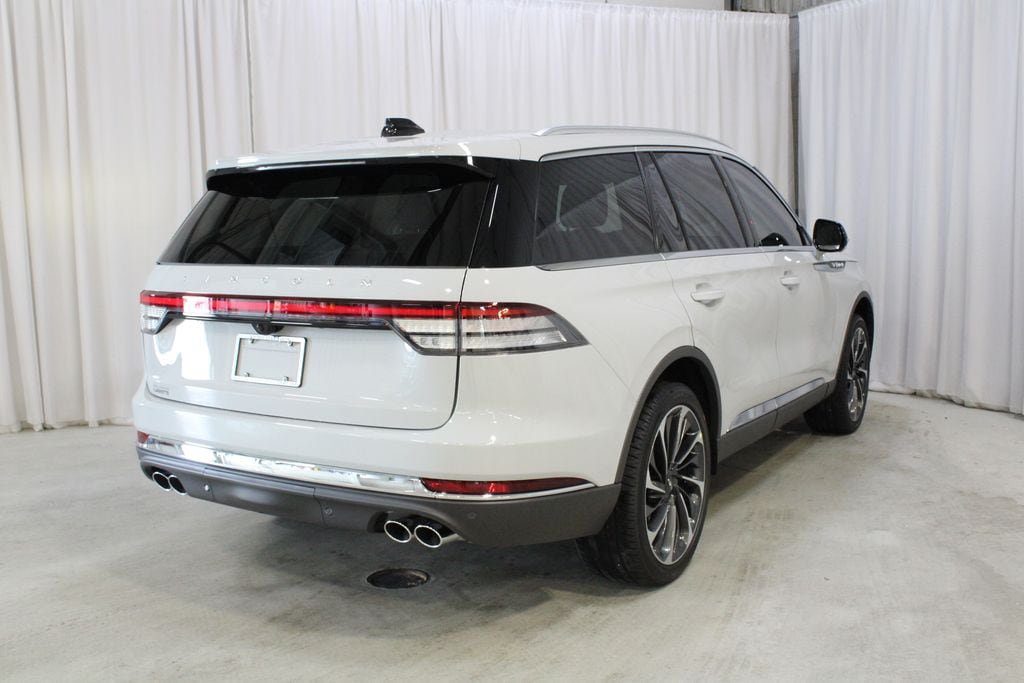 New 2027 Lincoln Aviator Reserve AWD/4WD image 26