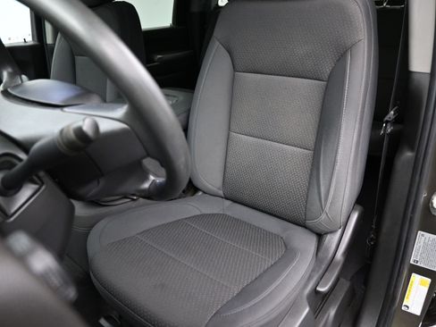 Used 2023 Chevrolet Silverado 2500 Custom w/ Custom Value Package image 13