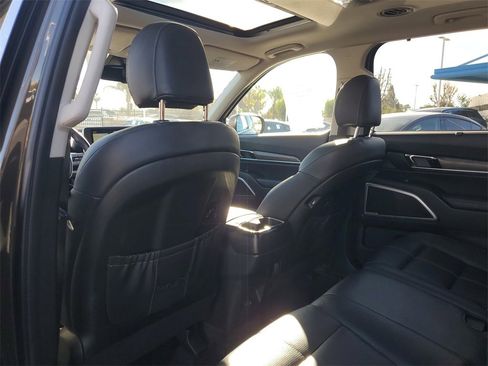 Used 2020 Kia Telluride EX w/ Towing Package image 14