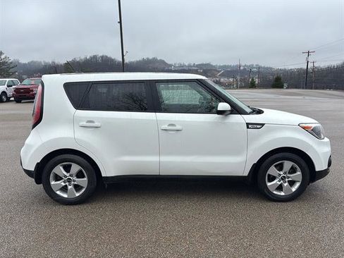 Used 2019 Kia Soul w/ Convenience Package image 5
