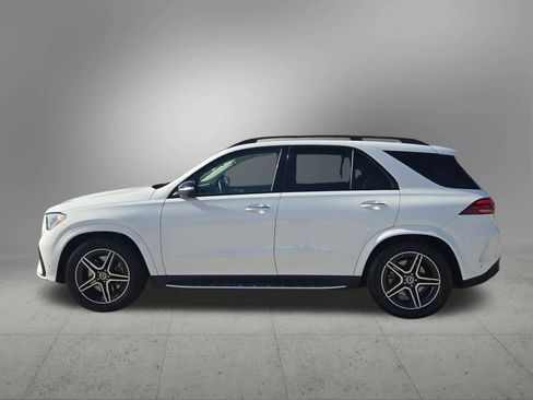 Used 2024 Mercedes-Benz GLE 450 4MATIC image 3