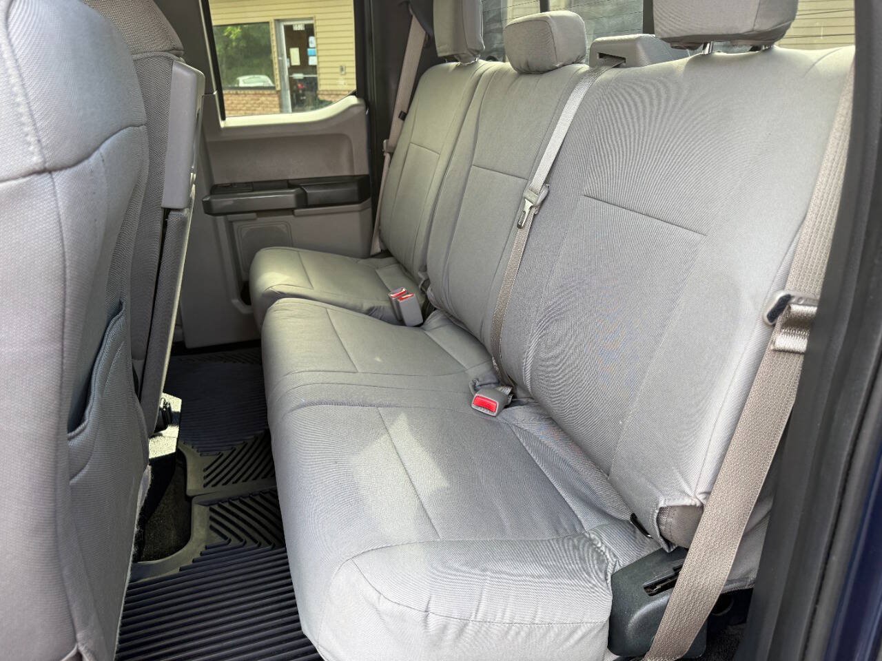 Used 2015 Ford F150 XLT w/ Equipment Group 302A Luxury AWD/4WD image 26
