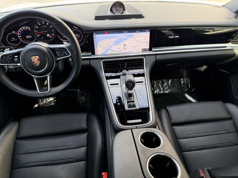 Certified 2020 Porsche Panamera 4 image 20