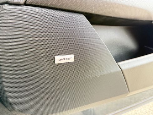 Used 2013 Cadillac XTS Premium image 50