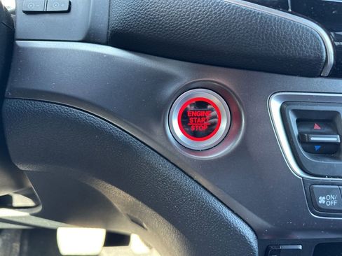 Used 2022 Honda Pilot Sport image 24