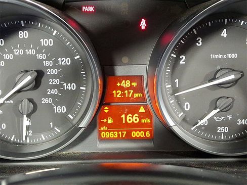 Used 2012 BMW Z4 sDrive35i image 19