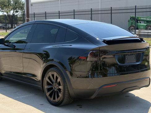 Used 2022 Tesla Model X Plaid AWD/4WD image 5