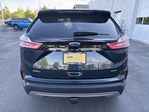 Certified 2023 Ford Edge SEL w/ Convenience Package AWD/4WD image 6