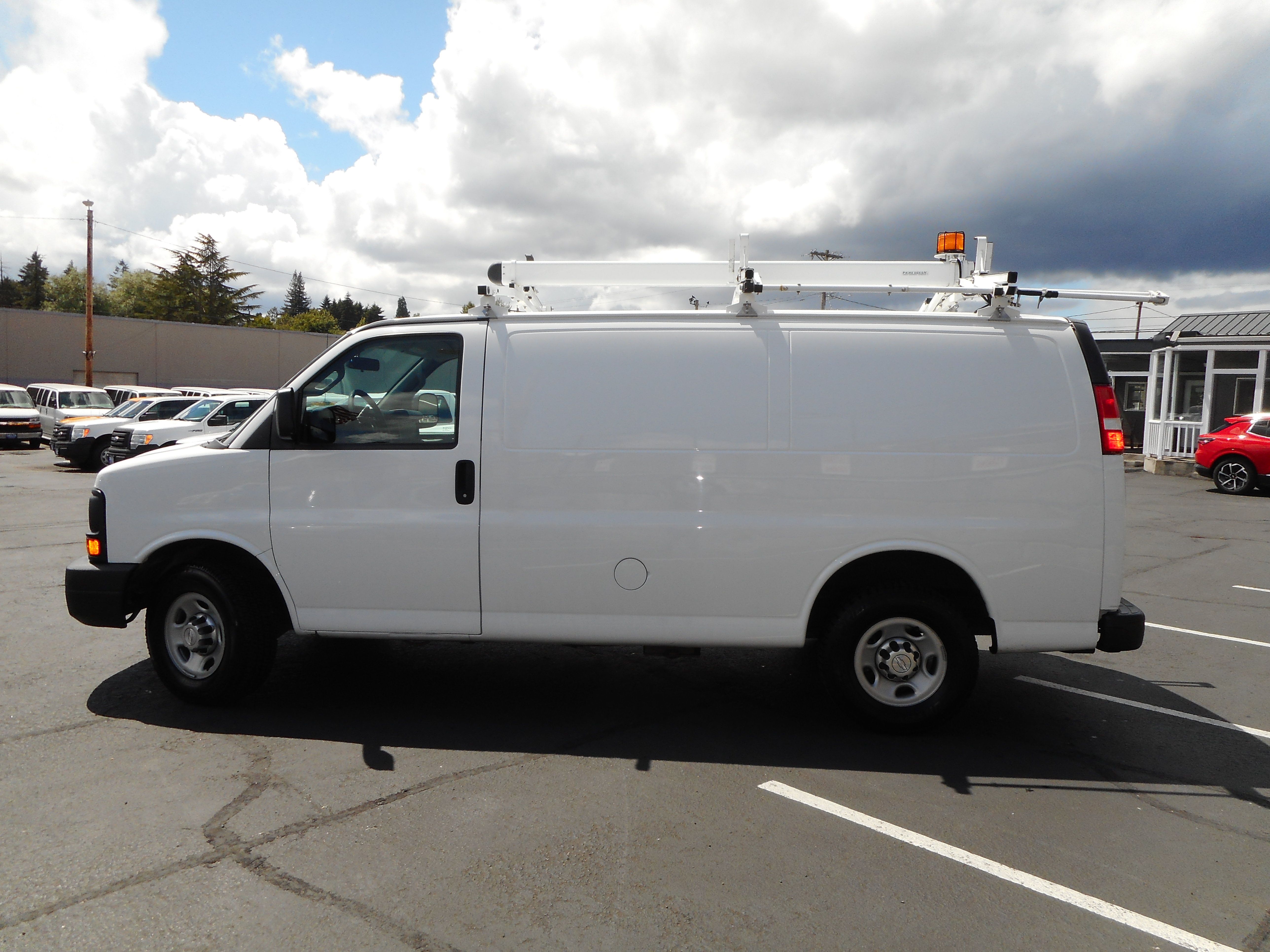 Used 2016 Chevrolet Express 2500 w/ Cold Climate Package RWD image 2