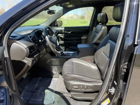 Used 2022 Chevrolet Traverse RS AWD/4WD image 8