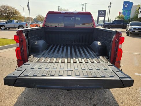 Used 2022 Chevrolet Silverado 1500 High Country w/ High Country Premium Package image 11