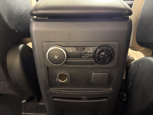 Used 2020 Ford Explorer 4WD image 25
