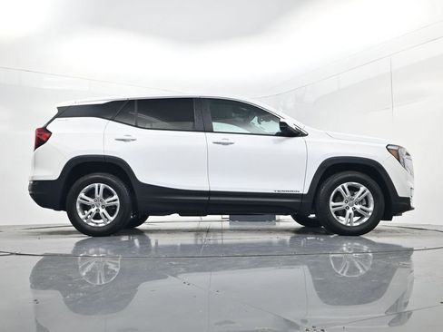 Used 2024 GMC Terrain SLE AWD/4WD image 52