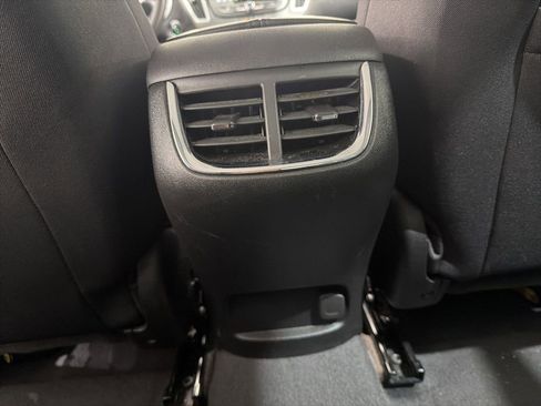 Used 2024 Chevrolet Malibu LT image 22