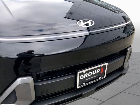 Used 2024 Hyundai Kona SEL FWD image 30