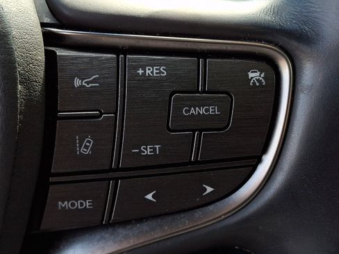 Used 2018 Lexus LS 500 AWD w/ Interior Upgrade Package image 24